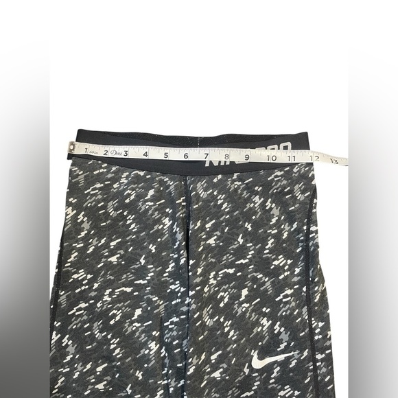Nike Pro Black Patterned Stretchy Waistband Dri-Fit Leggings Size XL Kids GUC - Picture 5 of 13